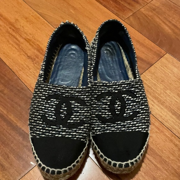 CHANEL Shoes - CHANEL authentic espadrilles in navy and black size 37